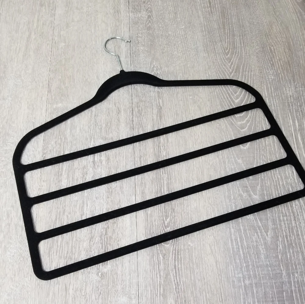 Black velvet scarf organizer